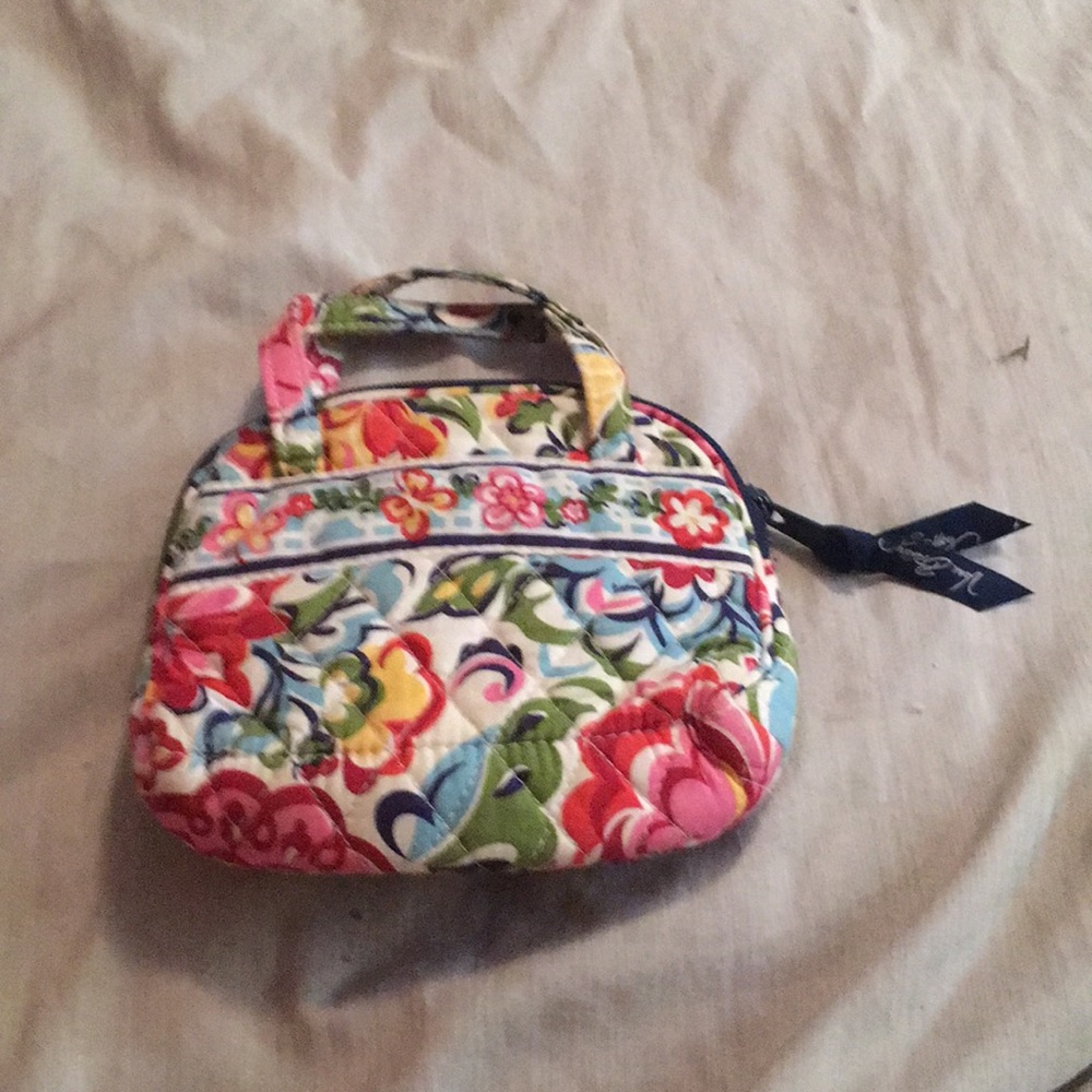 A Vera Bradley Hans purse.